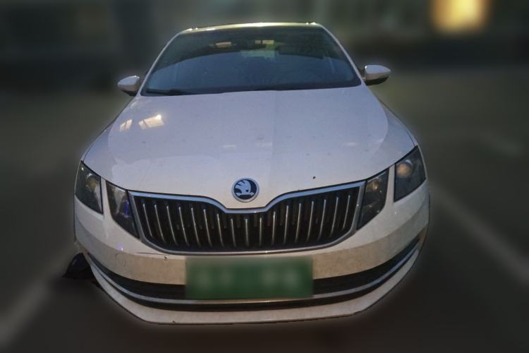 Used Skoda Octavia 2018 TSI230 DSG Luxury Edition Front
