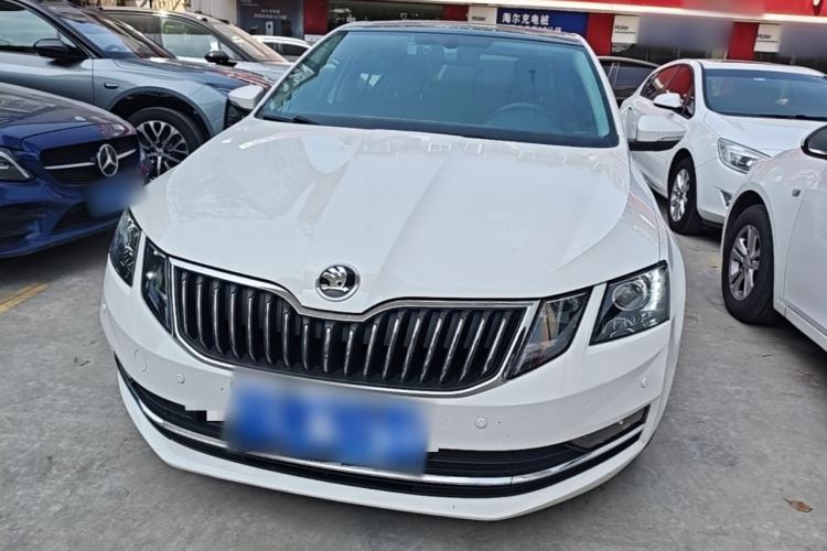 Used Skoda Octavia 2018 TSI230 DSG Luxury Edition Front