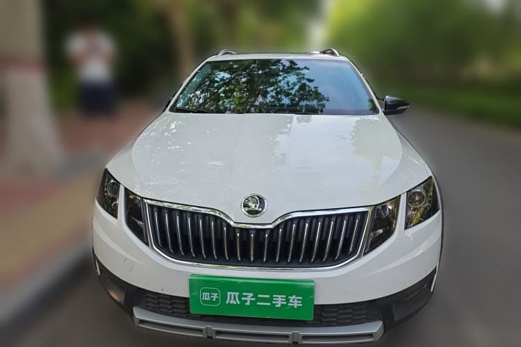 Used Skoda Octavia 2018 Station Wagon TSI230 DSG Luxury Edition Front