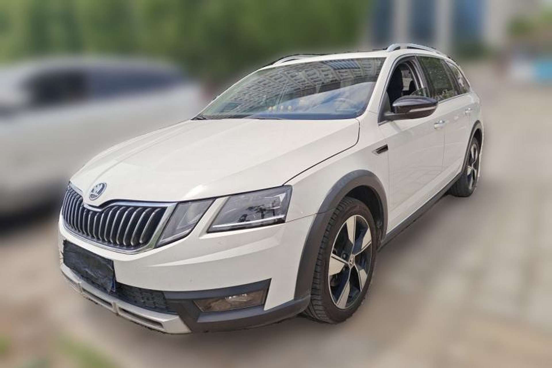 Used Skoda Octavia 2018 Station Wagon TSI280 DSG Flagship Edition Front Left 45 Deg