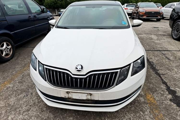 Used Skoda Octavia 2018 TSI230 DSG Luxury Edition Front