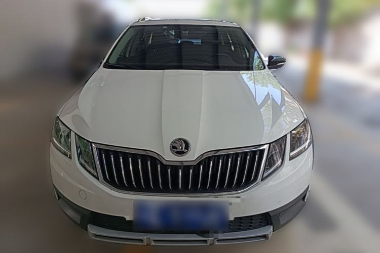 Used Skoda Octavia 2018 Station Wagon TSI280 DSG Luxury Edition Front
