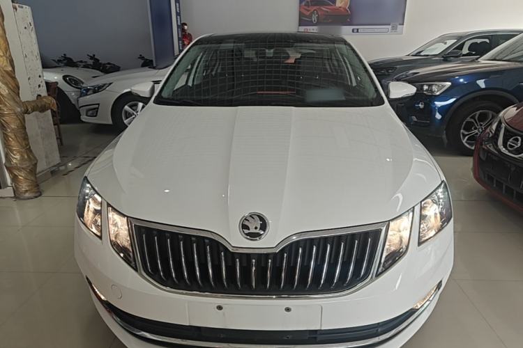 Used Skoda Octavia 2018 TSI230 DSG Luxury Edition Front