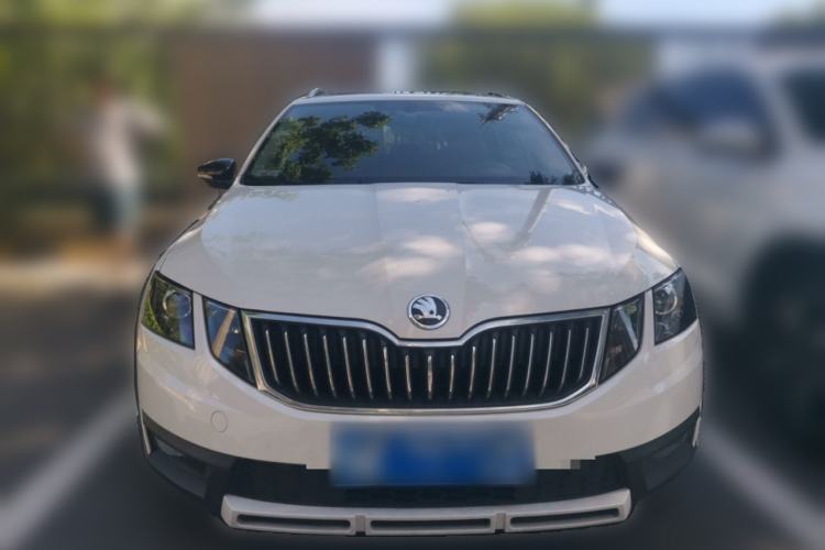 Used Skoda Octavia 2018 Station Wagon TSI230 DSG Luxury Edition Front