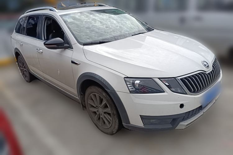 Used Skoda Octavia 2018 Station Wagon TSI230 DSG Luxury Edition Front Right 45 Deg