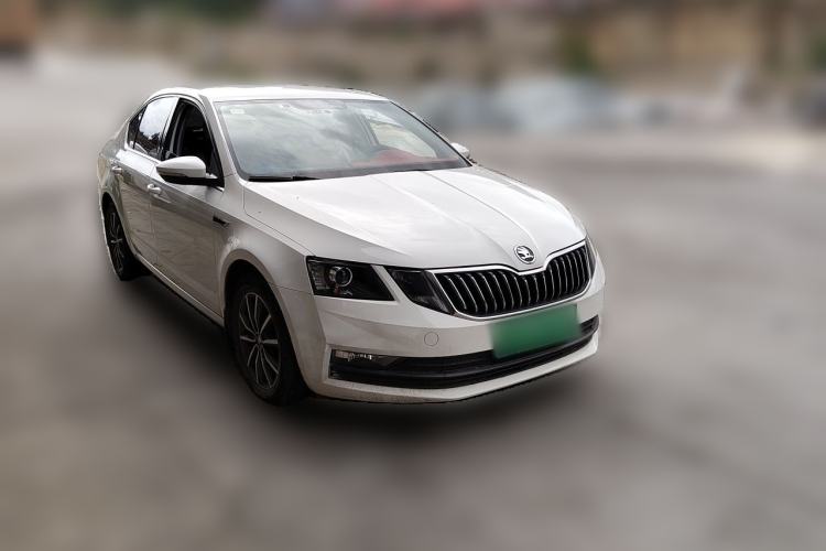Used Skoda Octavia 2018 TSI230 DSG Comfort Edition Front Right 45 Deg