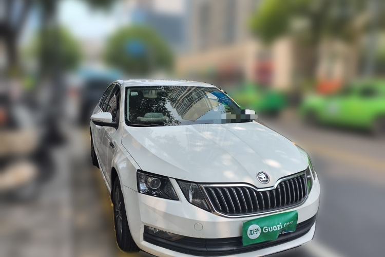 Used Skoda Octavia 2018 TSI230 DSG Comfort Edition Front Right 45 Deg
