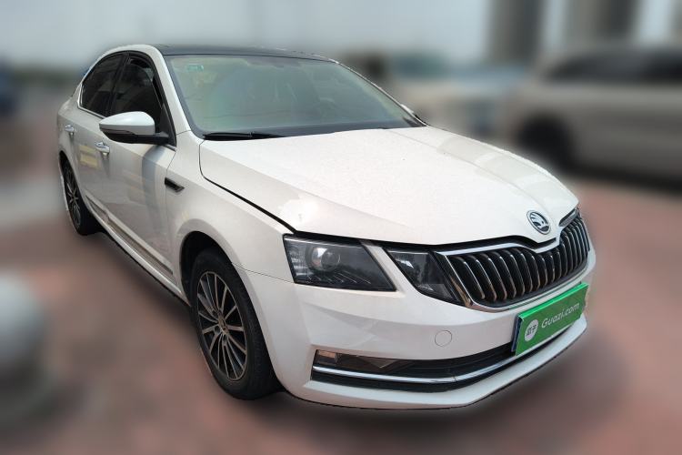 Used Skoda Octavia 2018 TSI230 DSG Comfort Edition Front Right 45 Deg