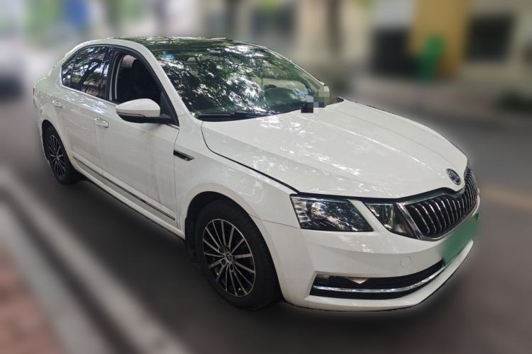 Used Skoda Octavia 2018 TSI230 DSG Comfort Edition Front Right 45 Deg