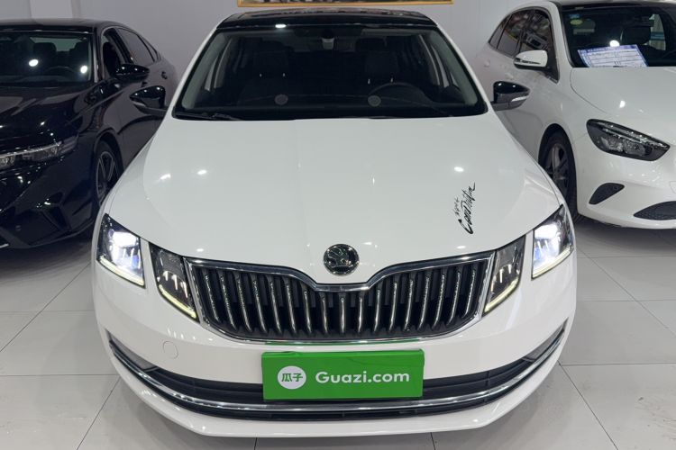Used Skoda Octavia 2018 TSI280 DSG Luxury Edition Front