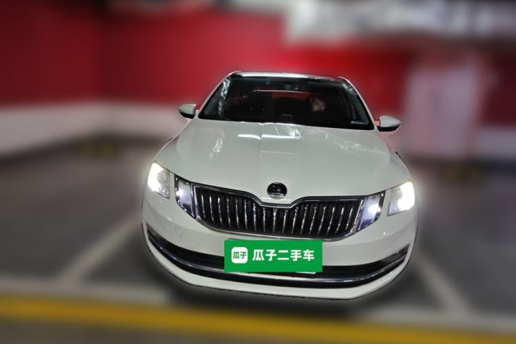 Used Skoda Octavia 2018 TSI230 DSG Luxury Edition Front