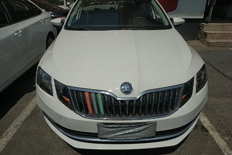 Used Skoda Octavia 2018 TSI230 DSG Luxury Edition Front