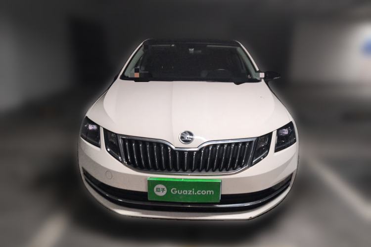 Used Skoda Octavia 2018 TSI280 DSG Flagship Edition Front