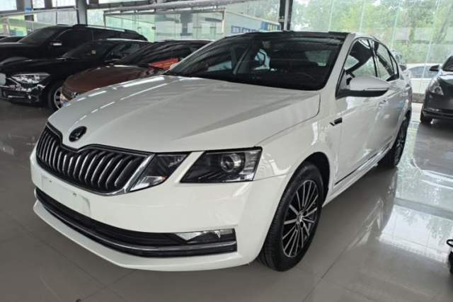 Used Skoda Octavia 2018 TSI230 DSG Luxury Edition