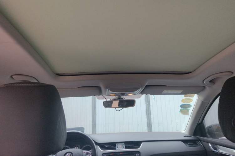 Used Skoda Octavia 2018 Station Wagon TSI230 DSG Luxury Edition Headliner