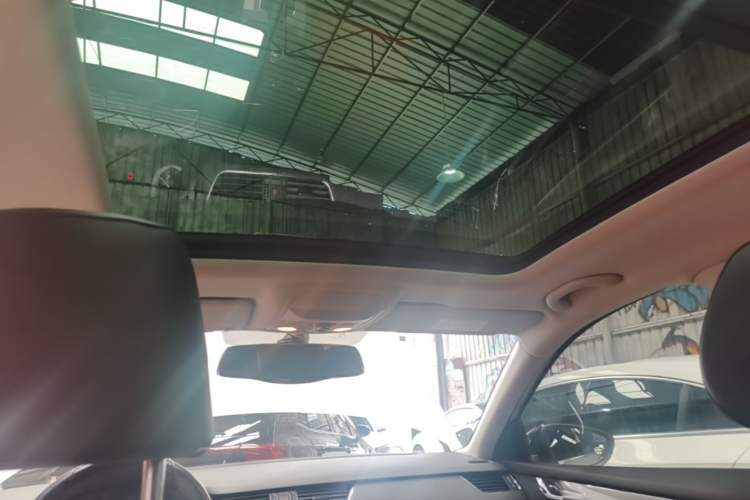 Used Skoda Octavia 2018 Station Wagon TSI280 DSG Luxury Edition Headliner