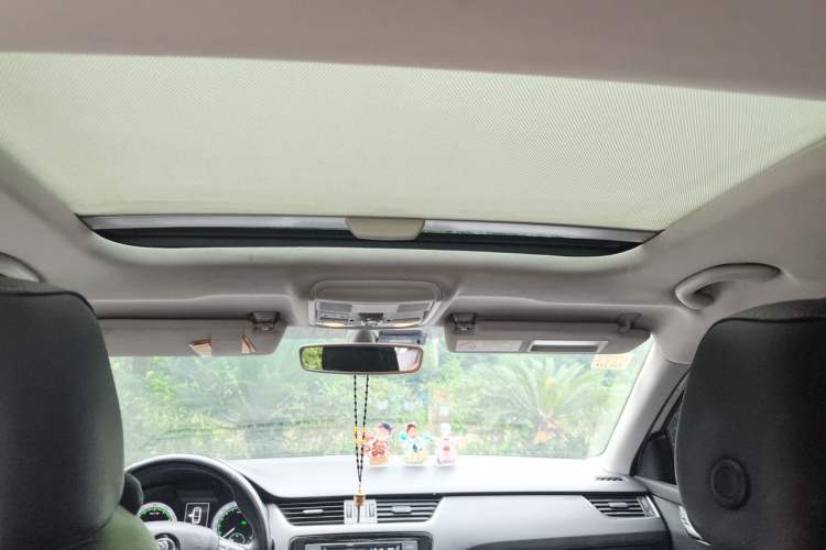 Used Skoda Octavia 2018 TSI280 DSG Luxury Edition Headliner