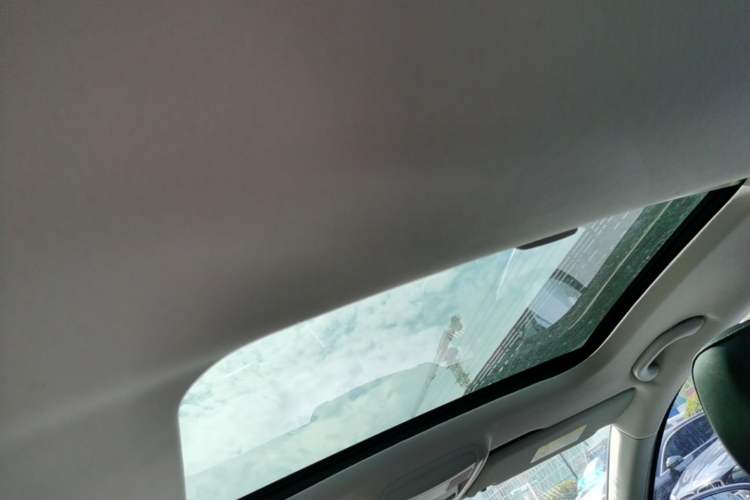 Used Skoda Octavia 2018 1.6L Automatic Luxury Edition Headliner