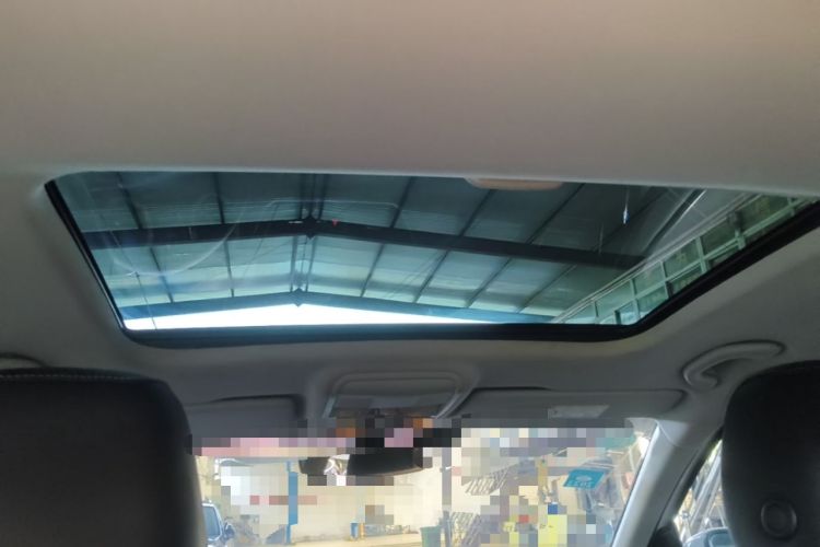 Used Skoda Octavia 2018 1.6L Automatic Luxury Edition Headliner