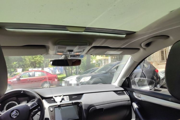 Used Skoda Octavia 2018 TSI280 DSG Luxury Edition Headliner