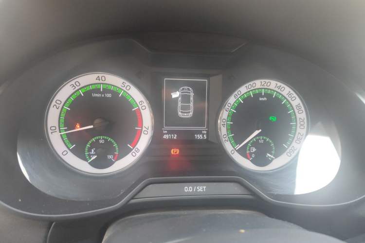 Used Skoda Octavia 2018 1.6L Automatic Luxury Edition Instrument Cluster