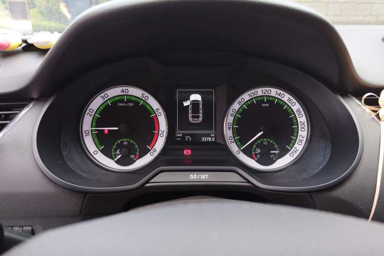 Used Skoda Octavia 2018 Station Wagon TSI230 DSG Luxury Edition Instrument Cluster