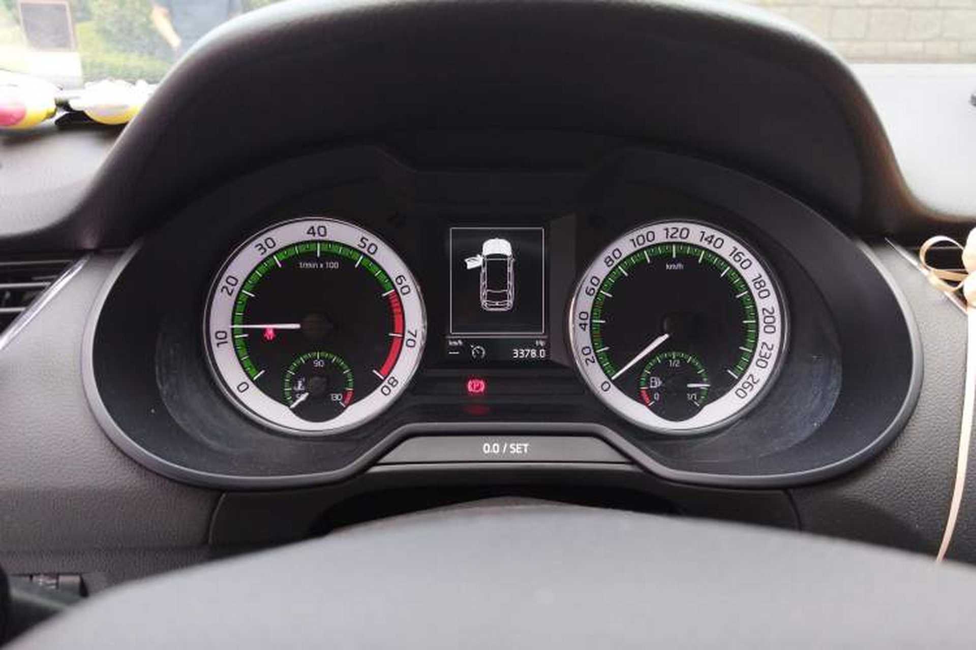 Used Skoda Octavia 2018 Station Wagon TSI230 DSG Luxury Edition Instrument Cluster