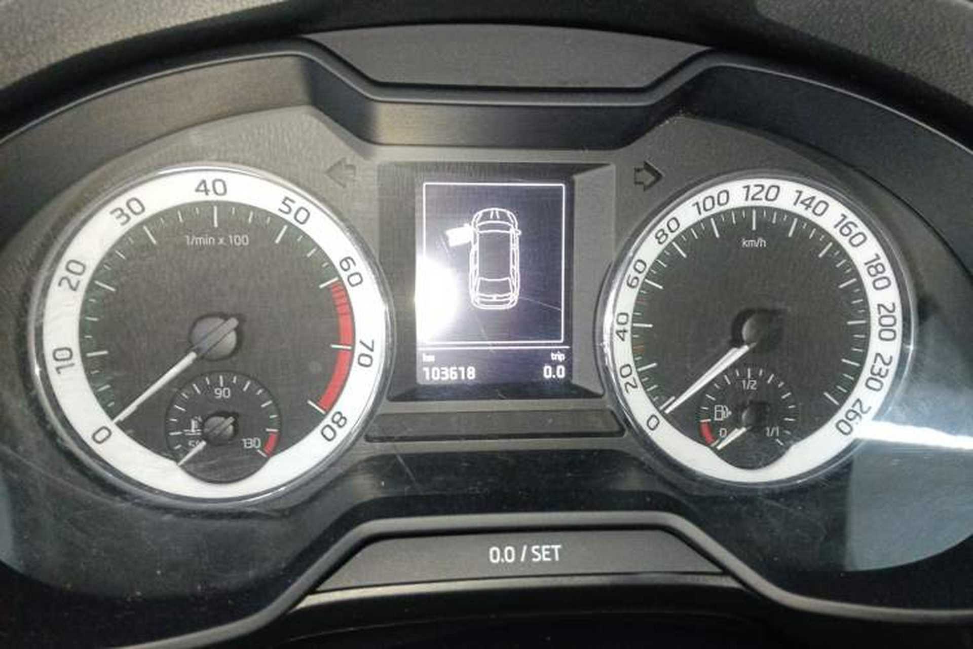 Used Skoda Octavia 2018 Station Wagon TSI230 DSG Luxury Edition Instrument Cluster