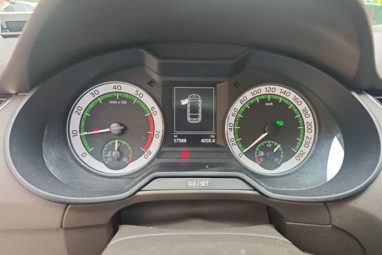 Used Skoda Octavia 2018 Station Wagon TSI280 DSG Flagship Edition Instrument Cluster
