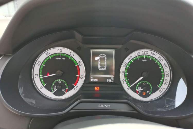 Used Skoda Octavia 2018 1.6L Automatic Luxury Edition Instrument Cluster