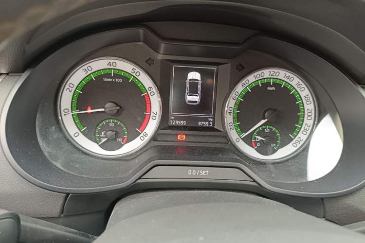 Used Skoda Octavia 2018 Station Wagon TSI230 DSG Luxury Edition Instrument Cluster