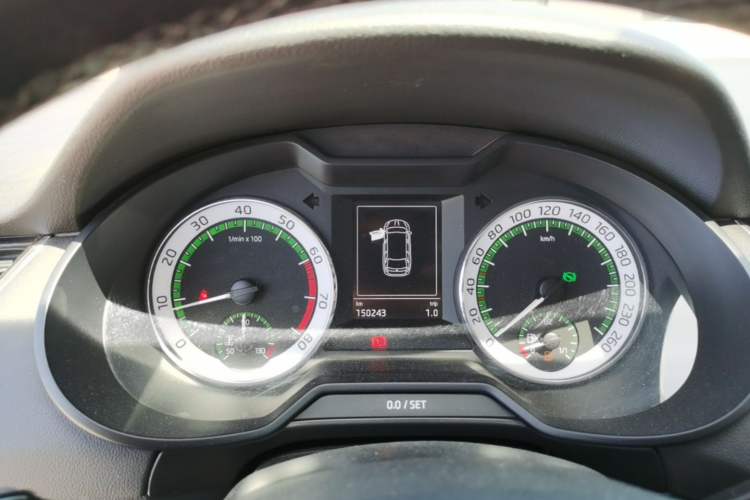 Used Skoda Octavia 2018 Station Wagon TSI230 DSG Luxury Edition Instrument Cluster
