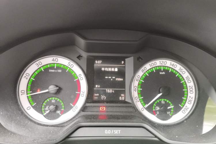 Used Skoda Octavia 2018 Station Wagon TSI280 DSG Luxury Edition Instrument Cluster