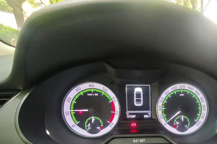 Used Skoda Octavia 2018 TSI230 DSG Comfort Edition Instrument Cluster