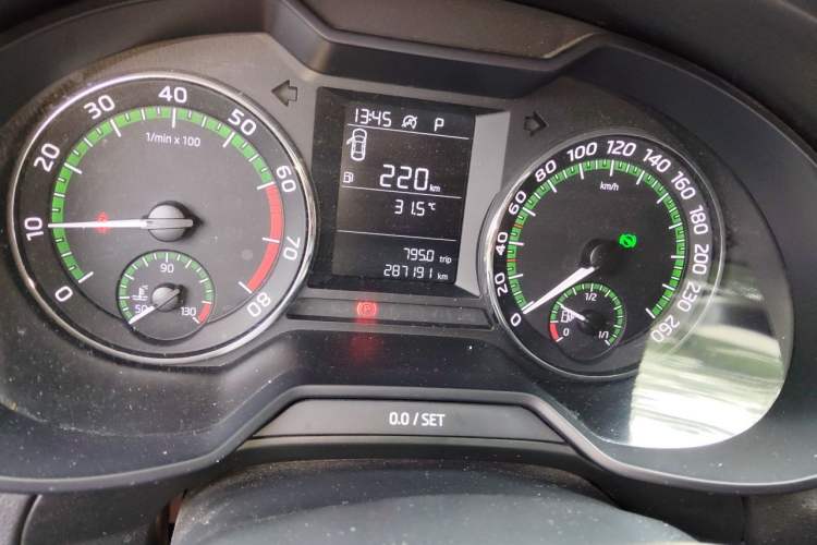 Used Skoda Octavia 2018 TSI230 DSG Comfort Edition Instrument Cluster