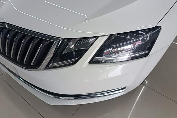 Used Skoda Octavia 2018 TSI280 DSG Flagship Edition Left Front Headlight