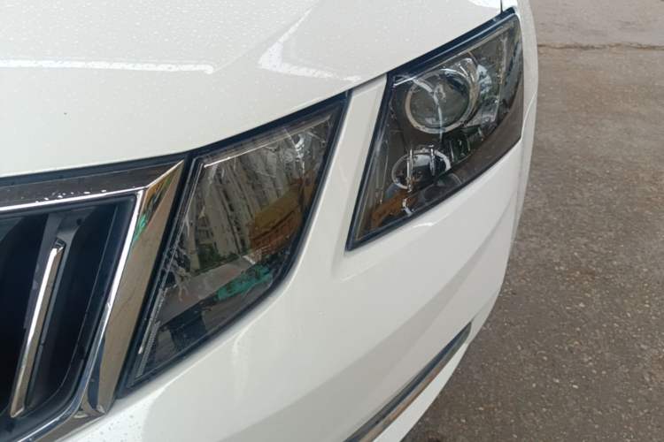 Used Skoda Octavia 2018 TSI230 DSG Luxury Edition Left Front Headlight