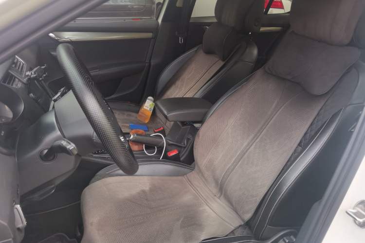 Used Skoda Octavia 2018 1.6L Automatic Luxury Edition Left Front Seat