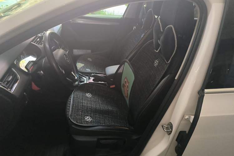 Used Skoda Octavia 2018 1.6L Automatic Luxury Edition Left Front Seat