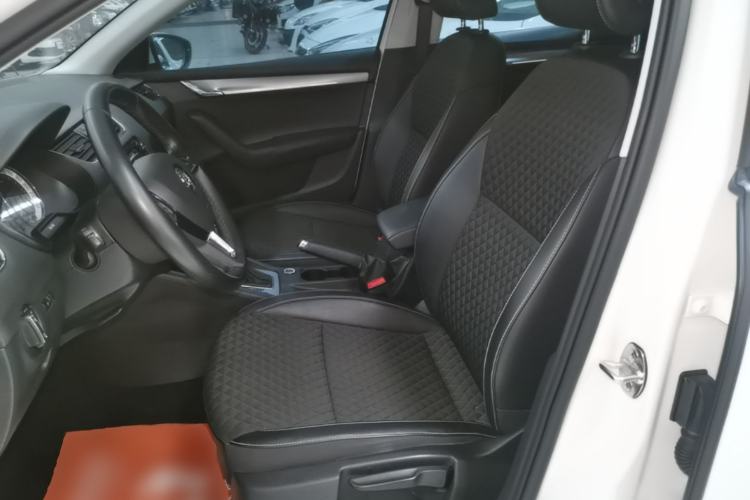 Used Skoda Octavia 2018 TSI230 DSG Luxury Edition Left Front Seat