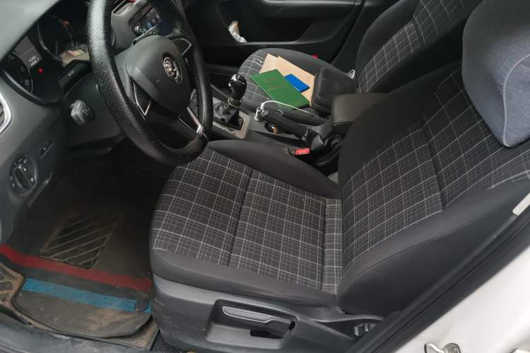 Used Skoda Octavia 2018 1.6L Automatic Comfort Edition Left Front Seat