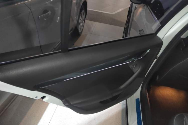 Used Skoda Octavia 2018 Station Wagon TSI280 DSG Flagship Edition Left Rear Door Interior