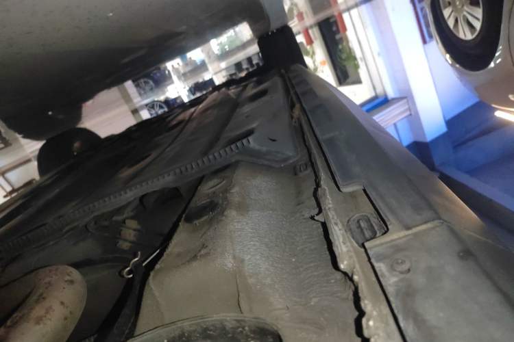 Used Skoda Octavia 2018 Station Wagon TSI280 DSG Flagship Edition Left Side Sill