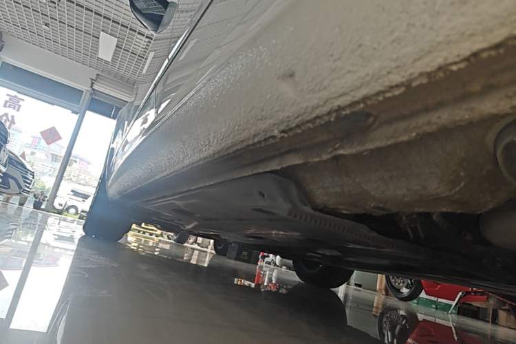 Used Skoda Octavia 2018 TSI230 DSG Luxury Edition Left Side Sill