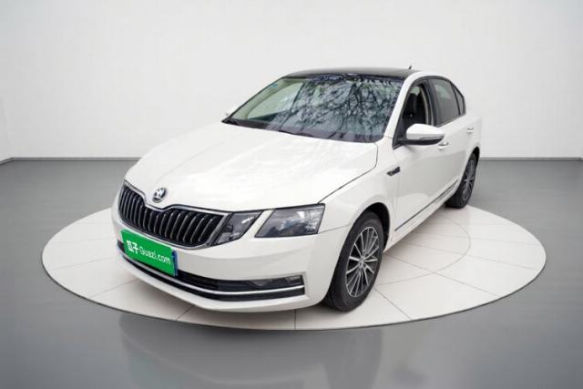 Skoda Octavia 2018 TSI230 DSG Luxury Edition с пробегом