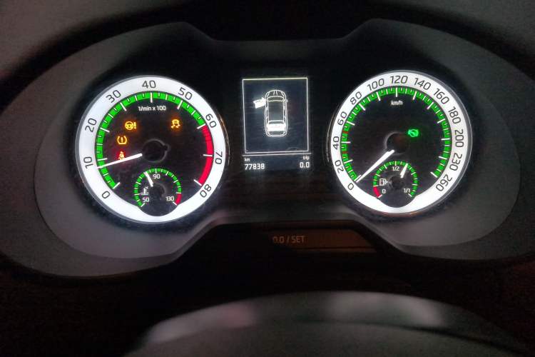 Used Skoda Octavia 2018 Station Wagon TSI230 DSG Luxury Edition Odometer Close Up