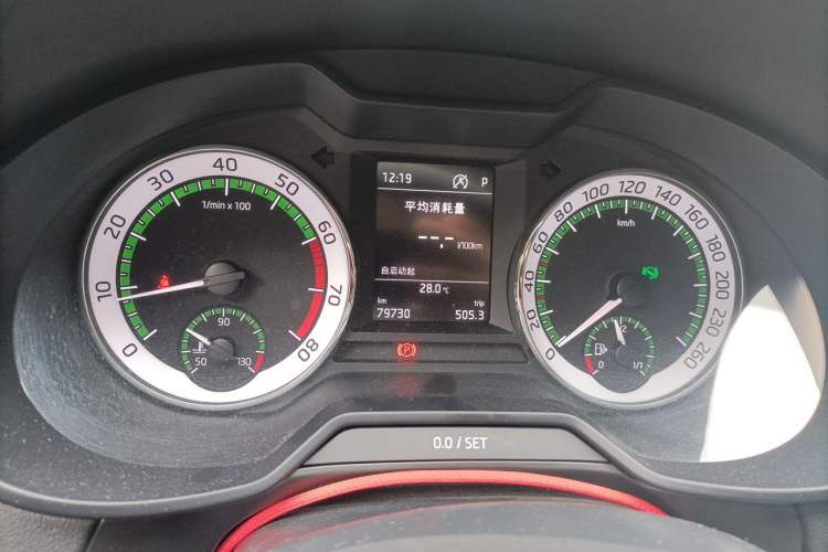 Used Skoda Octavia 2018 TSI280 DSG Luxury Edition Odometer Close Up