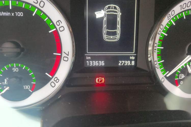 Used Skoda Octavia 2018 Station Wagon TSI230 DSG Luxury Edition Odometer Close Up