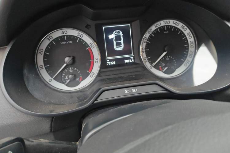 Used Skoda Octavia 2018 TSI280 DSG Luxury Edition Odometer Close Up