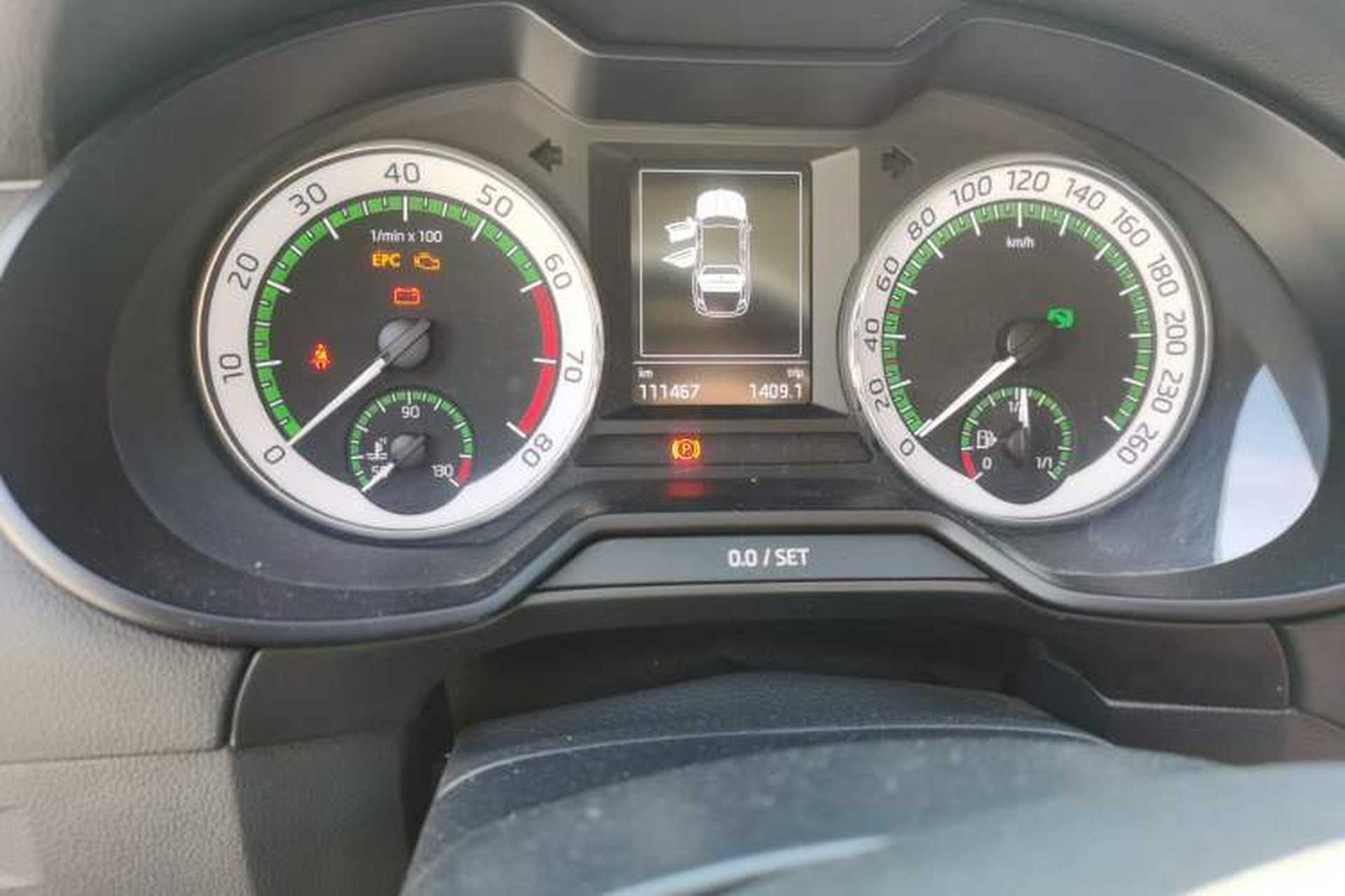 Used Skoda Octavia 2018 TSI230 DSG Luxury Enjoyment Edition Odometer Close Up